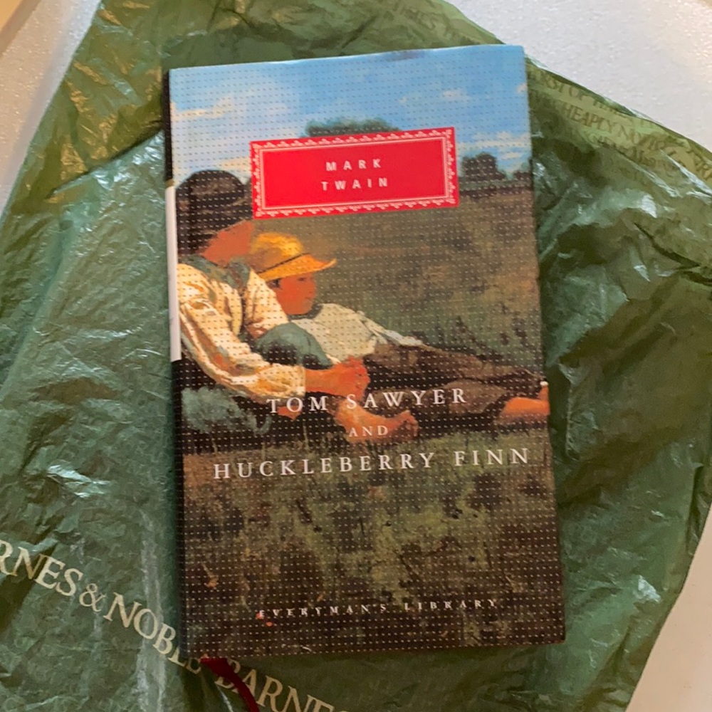 NWT Tom Sawyer and Huckleberry Finn hardcover book with ribbon bookmark